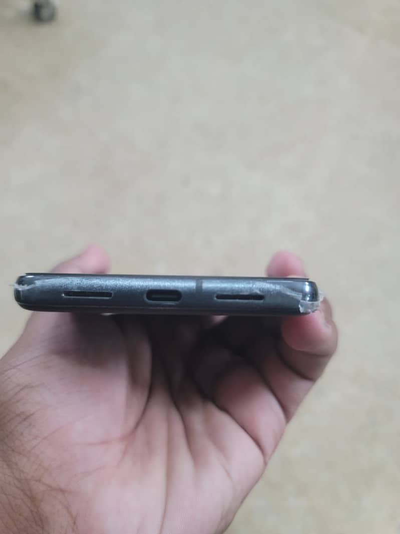 Google Pixel 8 Pro 3