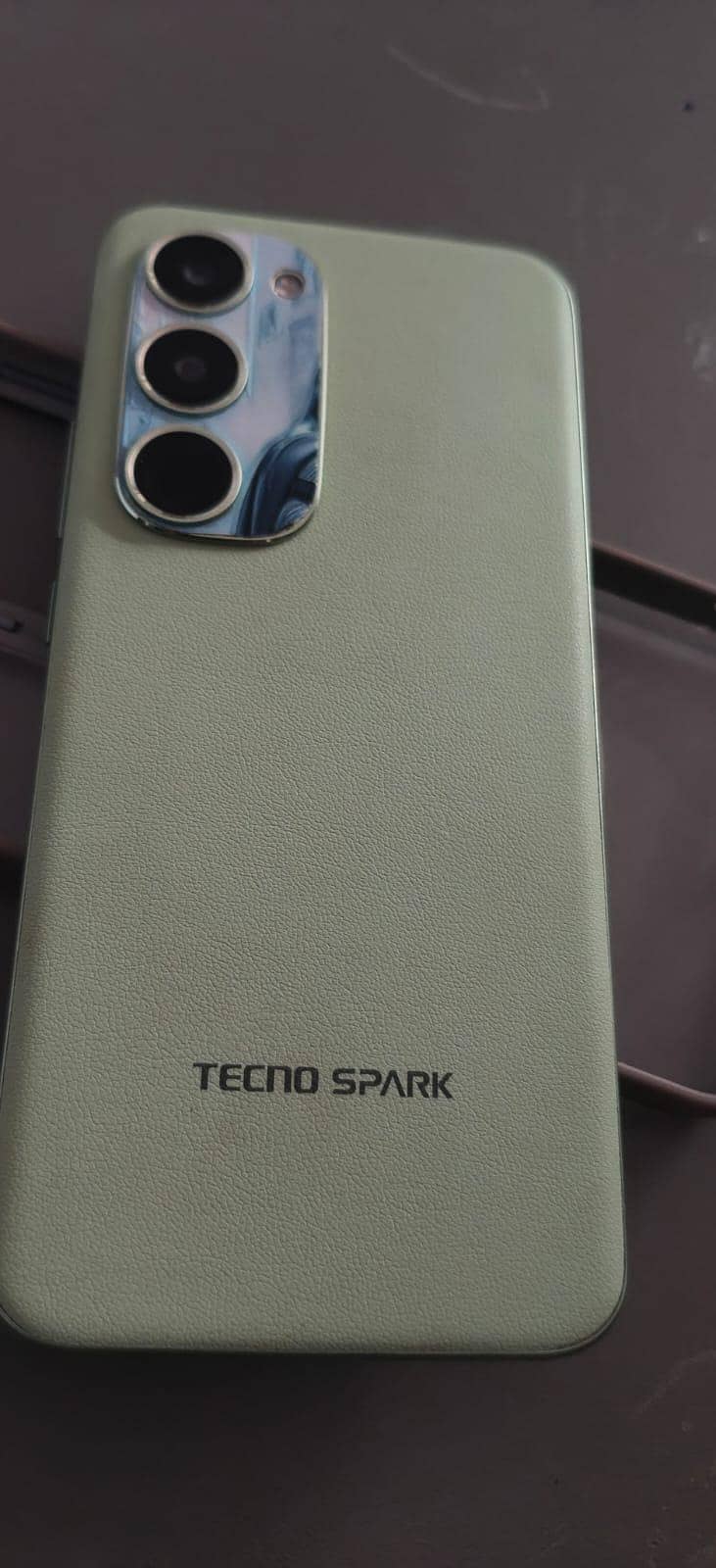 Tecno spark 40 pro plus 2