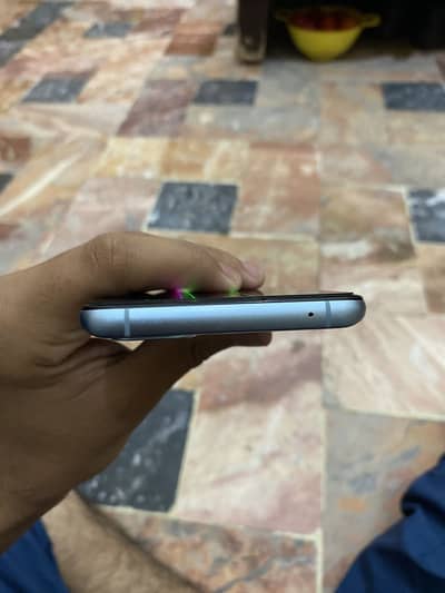 One Plus 9R