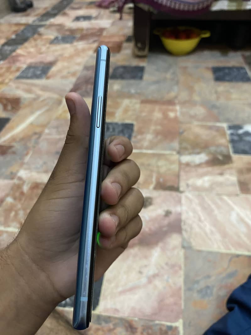 One Plus 9R 2