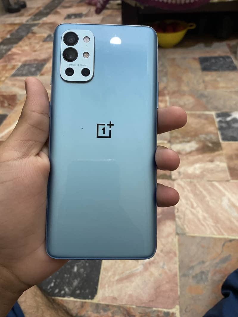 One Plus 9R 4
