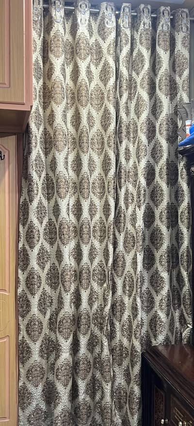 Set of 2 Durable curtains
