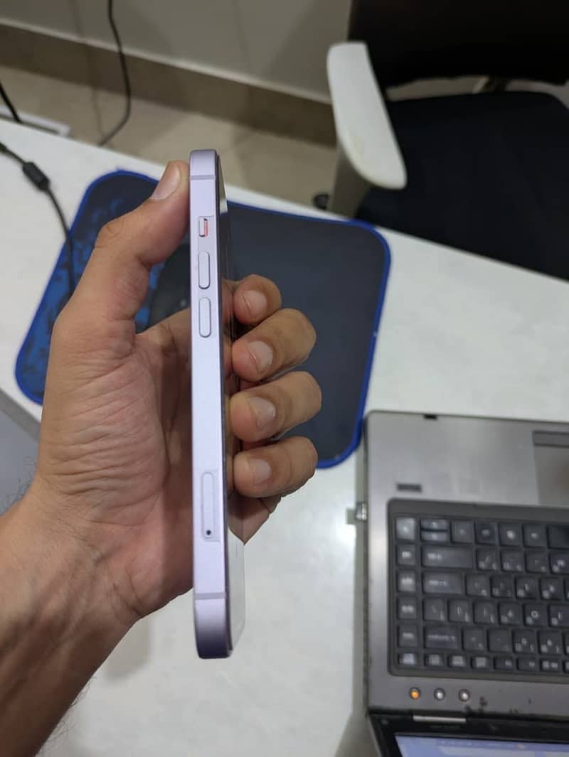Apple iPhone 14 2