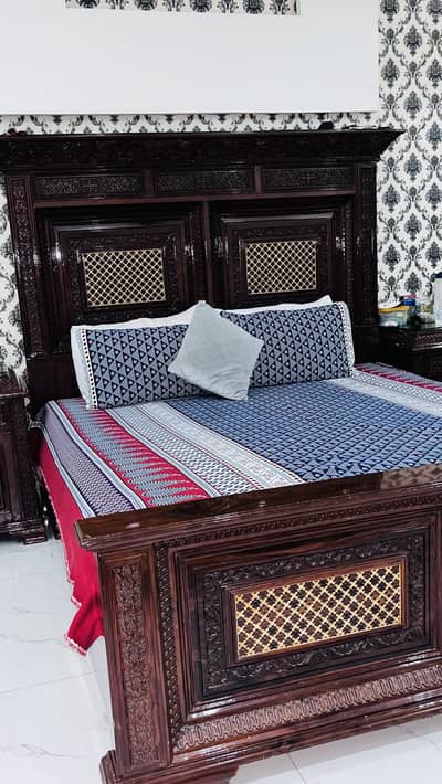 Chinoti Bed Set