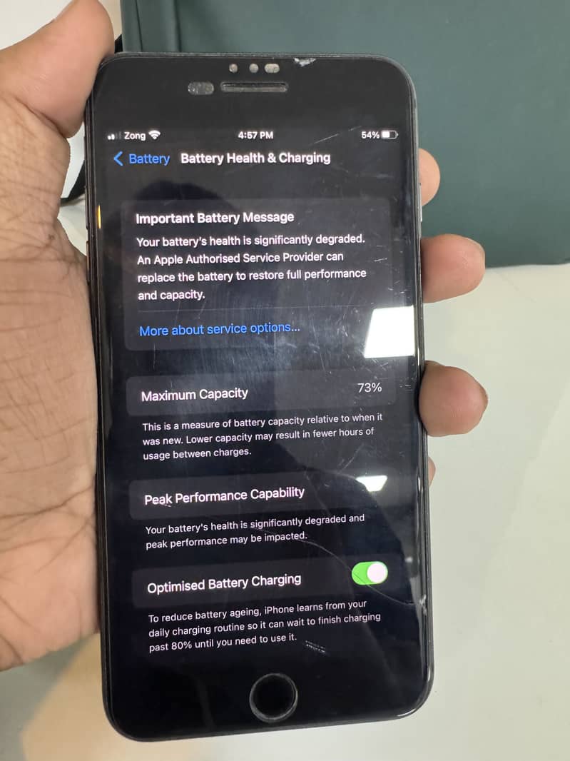 Apple iPhone 8 Plus 4