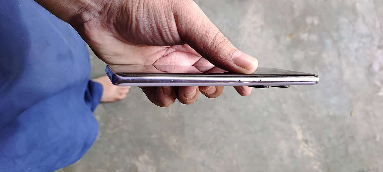 Xiaomi Redmi Note 14 Pro 11