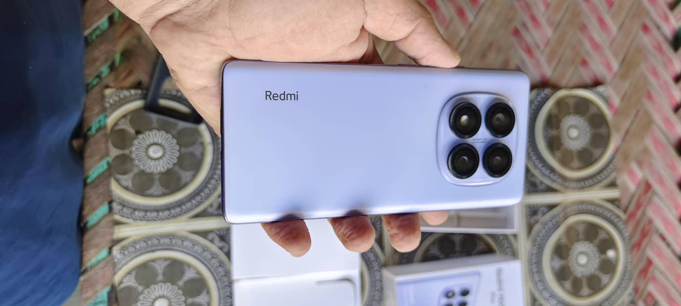 Xiaomi Redmi Note 14 Pro 12