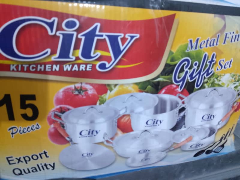 Silver kitchen set 1
