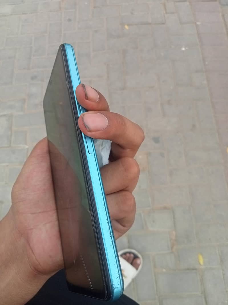 Infinix Note 11 1