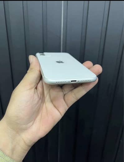 Iphone 11 dual sim PTA Approved urgent sale