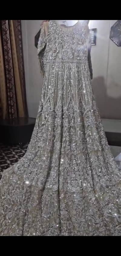 tail bridal dress for sale