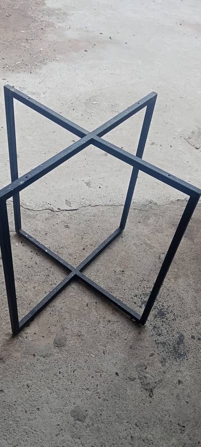 4 tables and 8 chairs