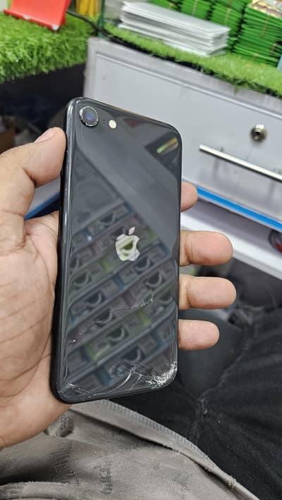 iphone SE sale price
