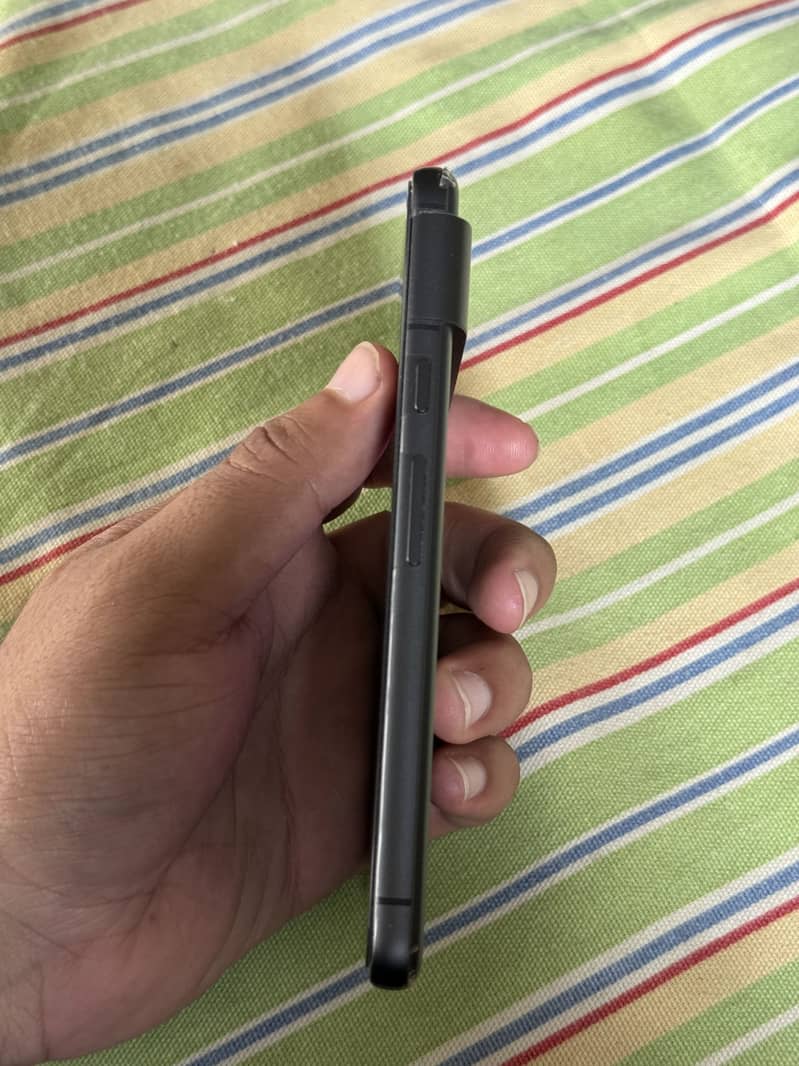 Google Pixel 8 2