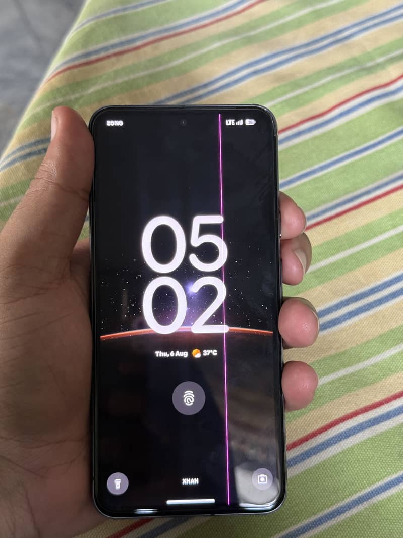 Google Pixel 8 4