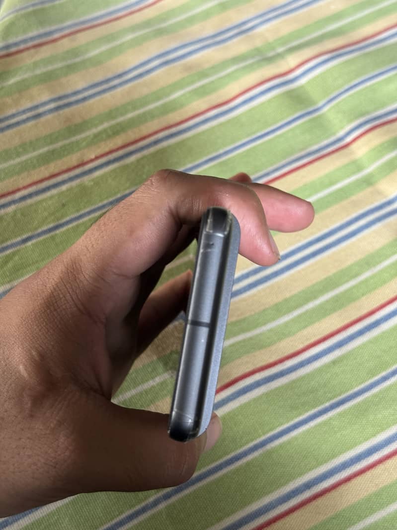 Google Pixel 8 5
