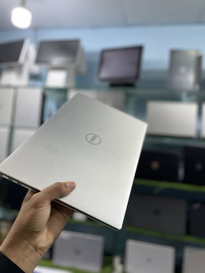 Dell XPS 15 9530 Core i7 13 Gen