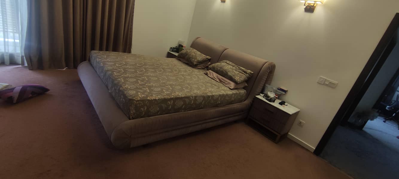 brizo bed 1