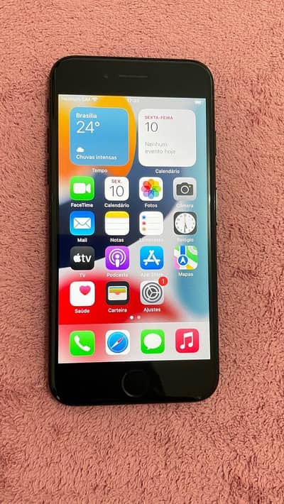 Apple iPhone 7