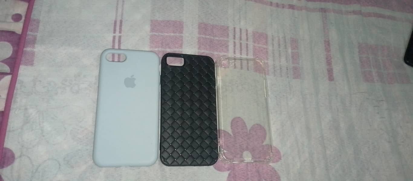 Apple iPhone 7 2