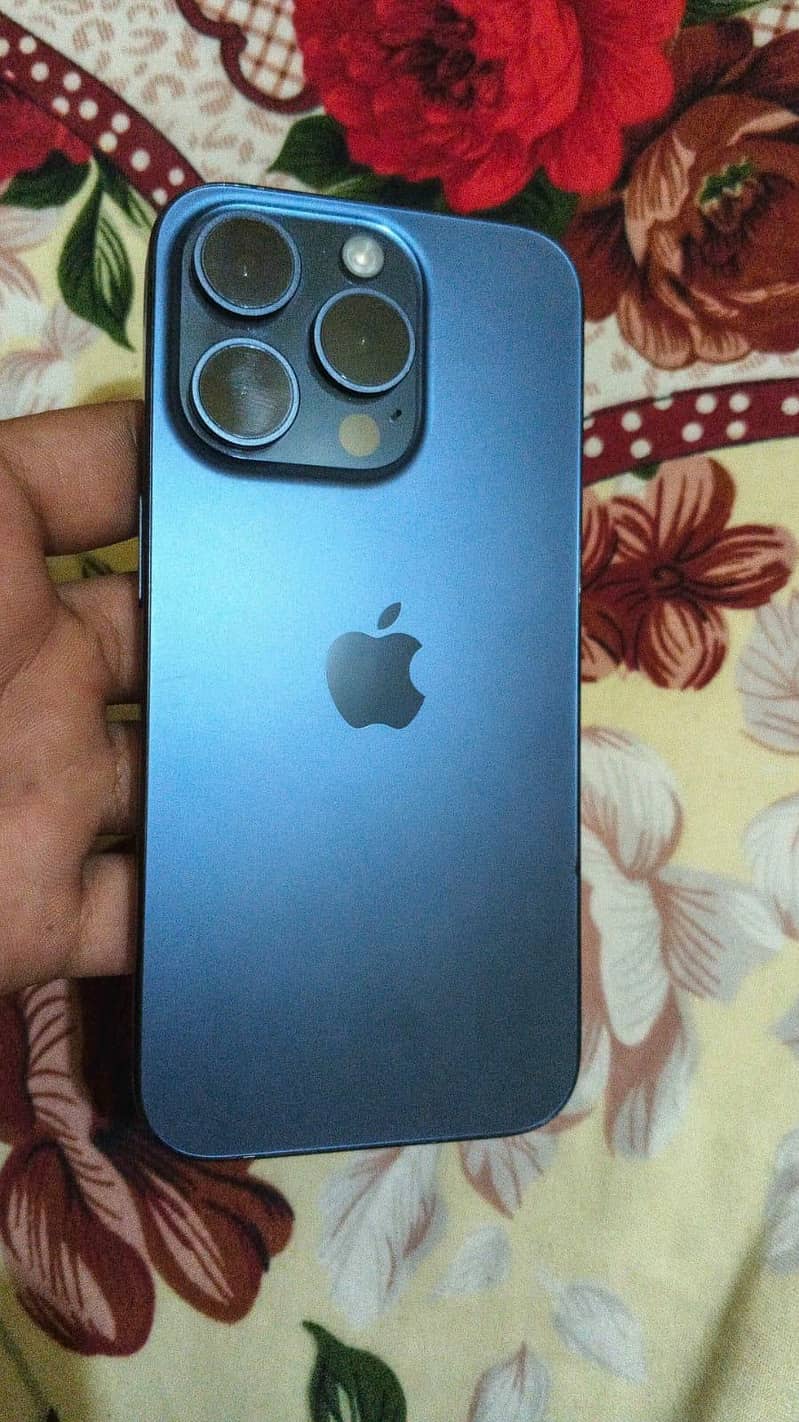 Apple iPhone 15 Pro 1