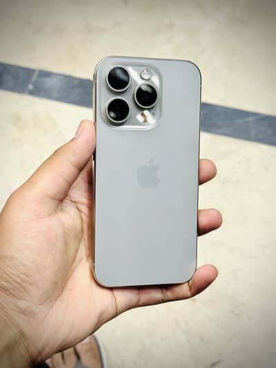 Apple iPhone 15 Pro