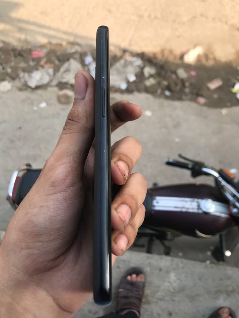One Plus 10 Pro 5