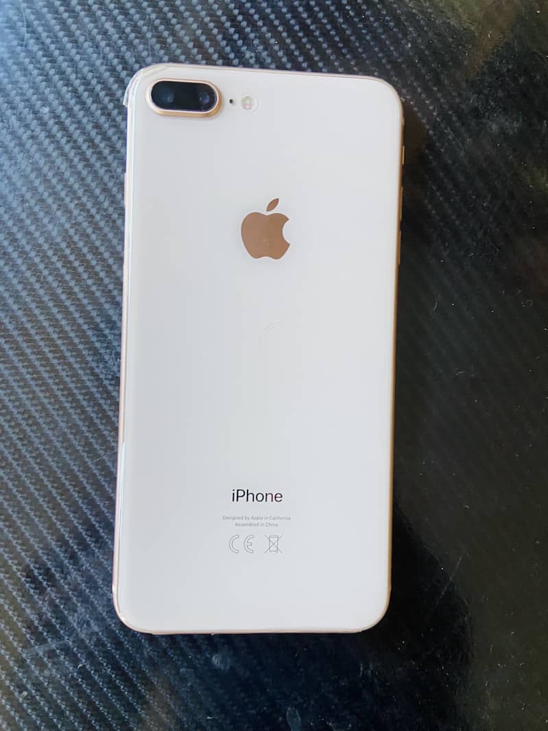 Apple iPhone 8 Plus 0