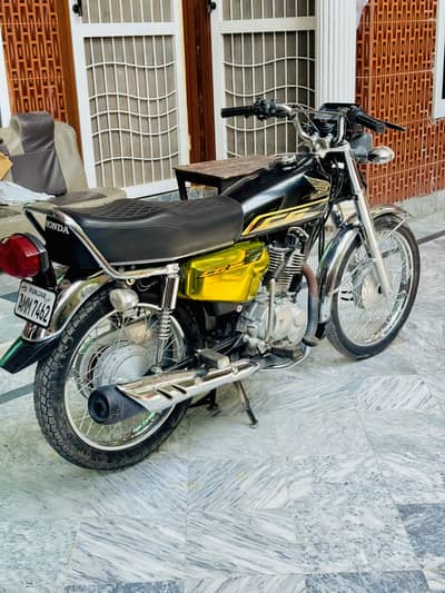 Honda 125 self start 2022 model neat and clean