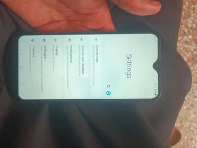 Samsung Mobile M20