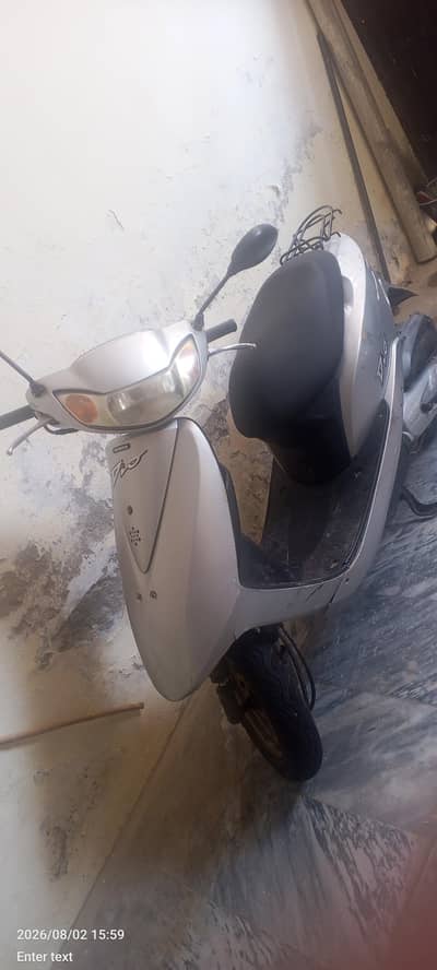 Japanese Honda Dio 49cc Scooter
