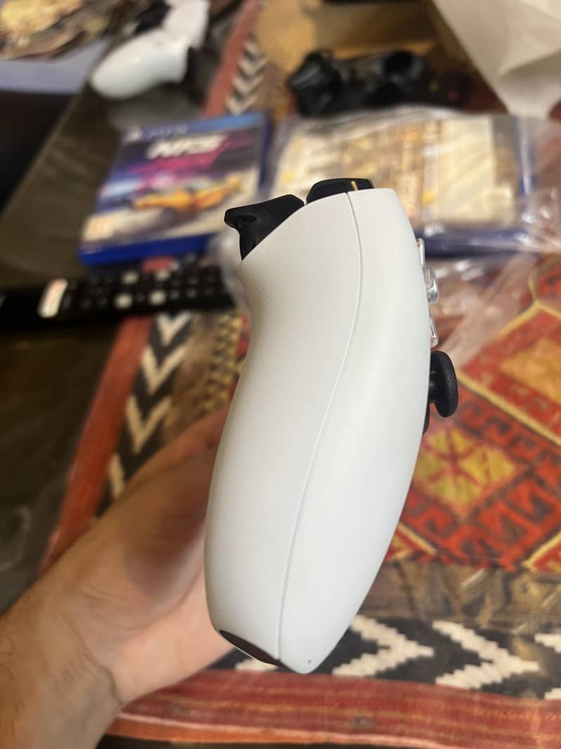 Ps5 dualsense wireless controller 2