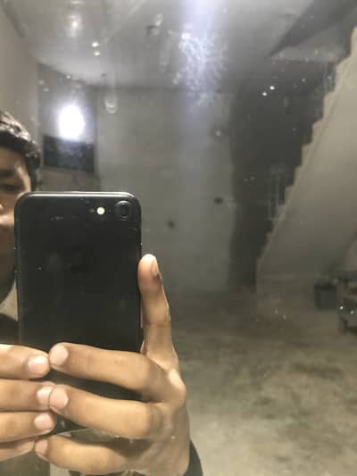 I phone 7 non pta mat black 32 gb front back camera high result