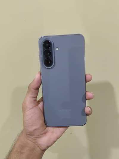 Samsung Galaxy A57
