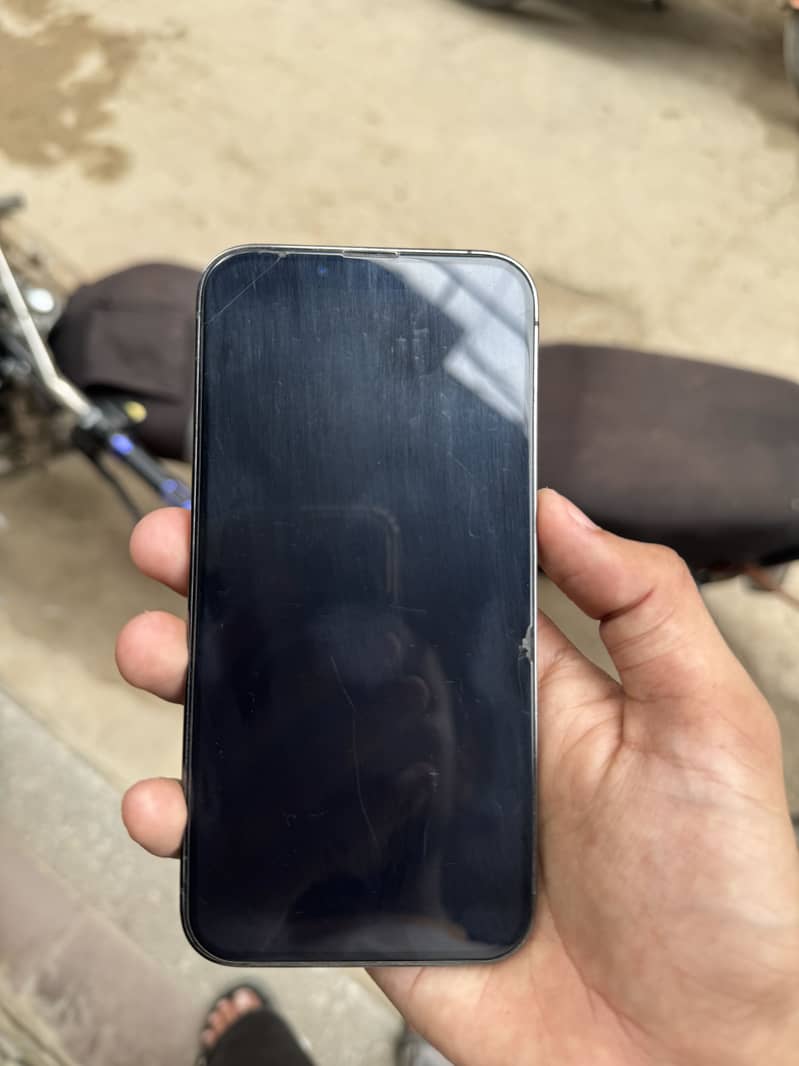 Apple iPhone 13 Pro 3