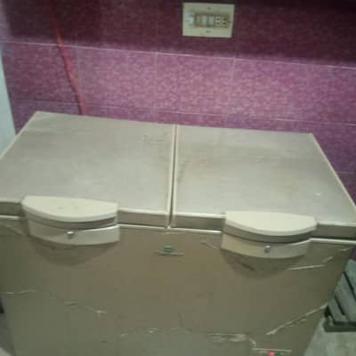 dowllance deep freezer for sale
