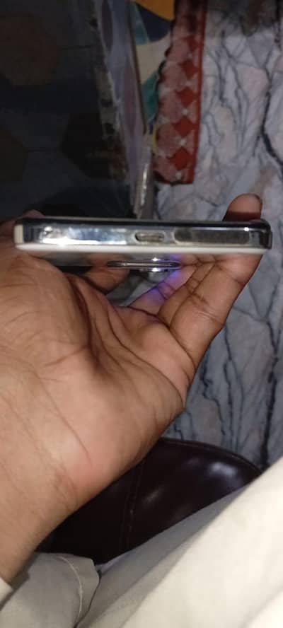 Vivo y29