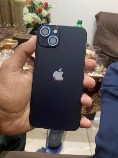 Apple iPhone 13 just like new in official Apple warranty urgent sell