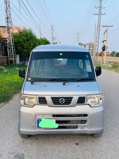 Nissan Clipper 2013