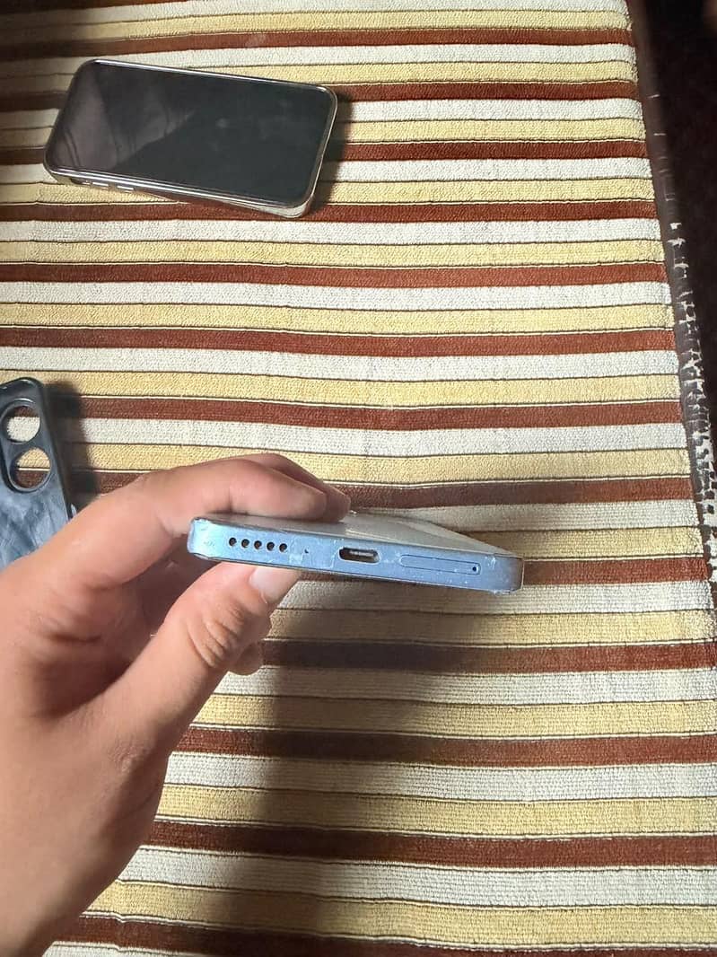Xiaomi Redmi Note 13 1