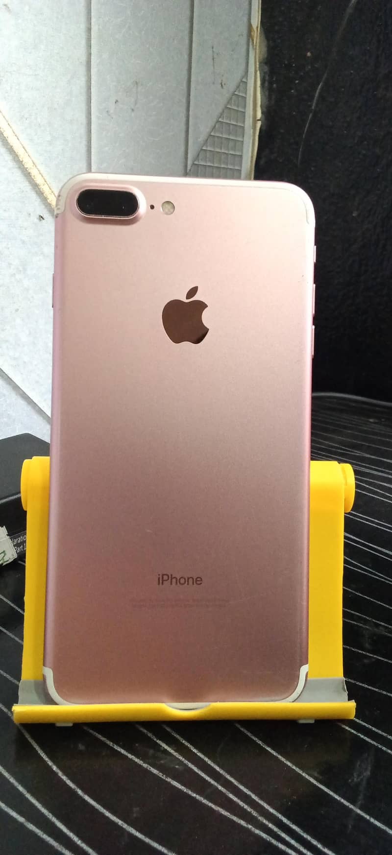 Apple iPhone 7 Plus 1