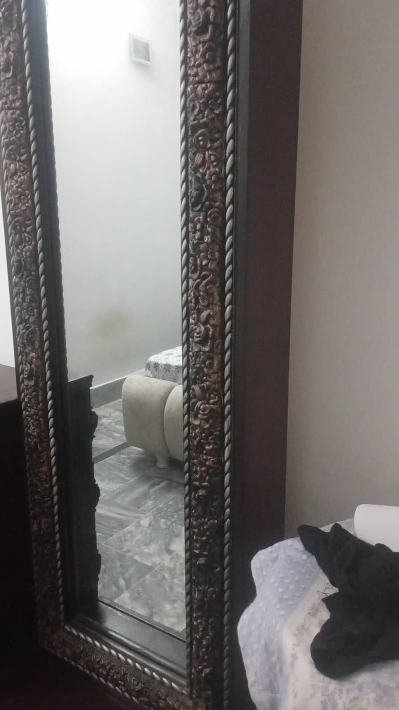 dressing table 2