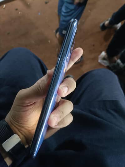 Vivo V21e