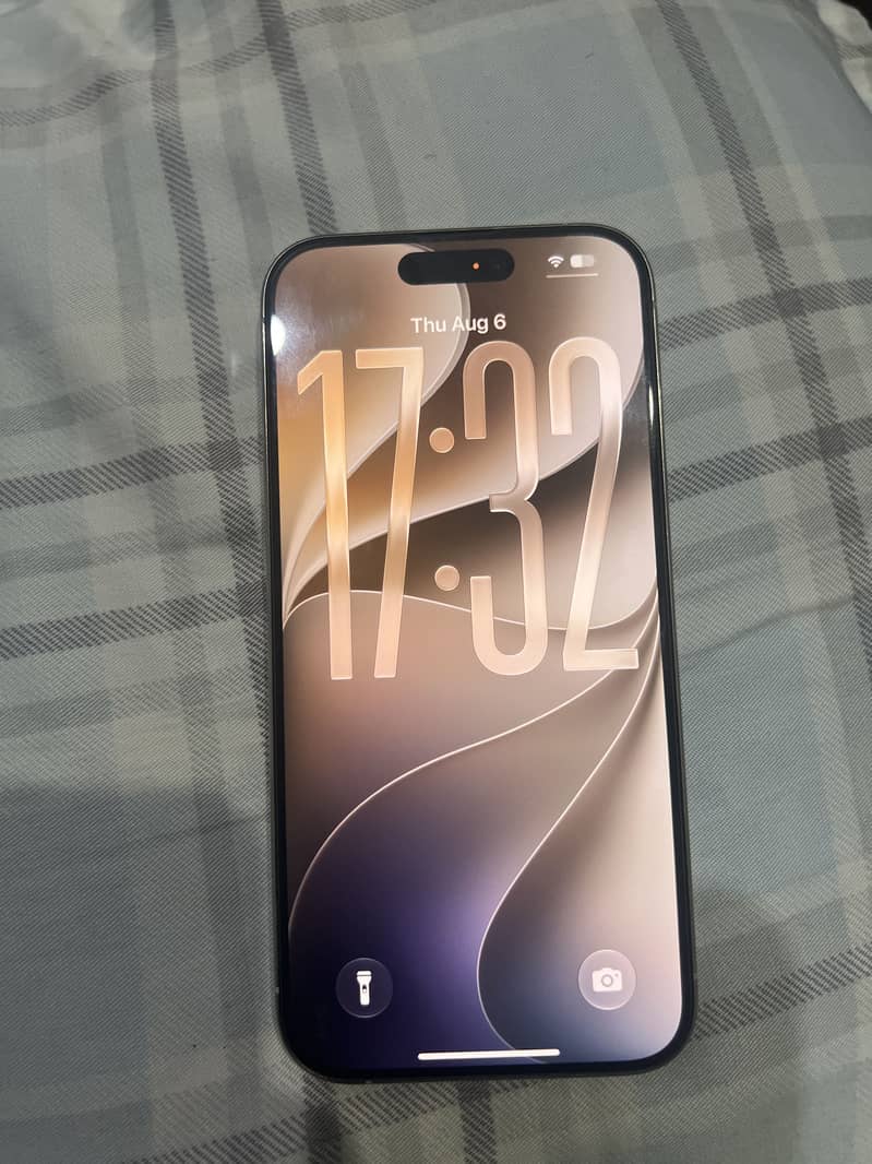 Apple iPhone 15 Pro 4