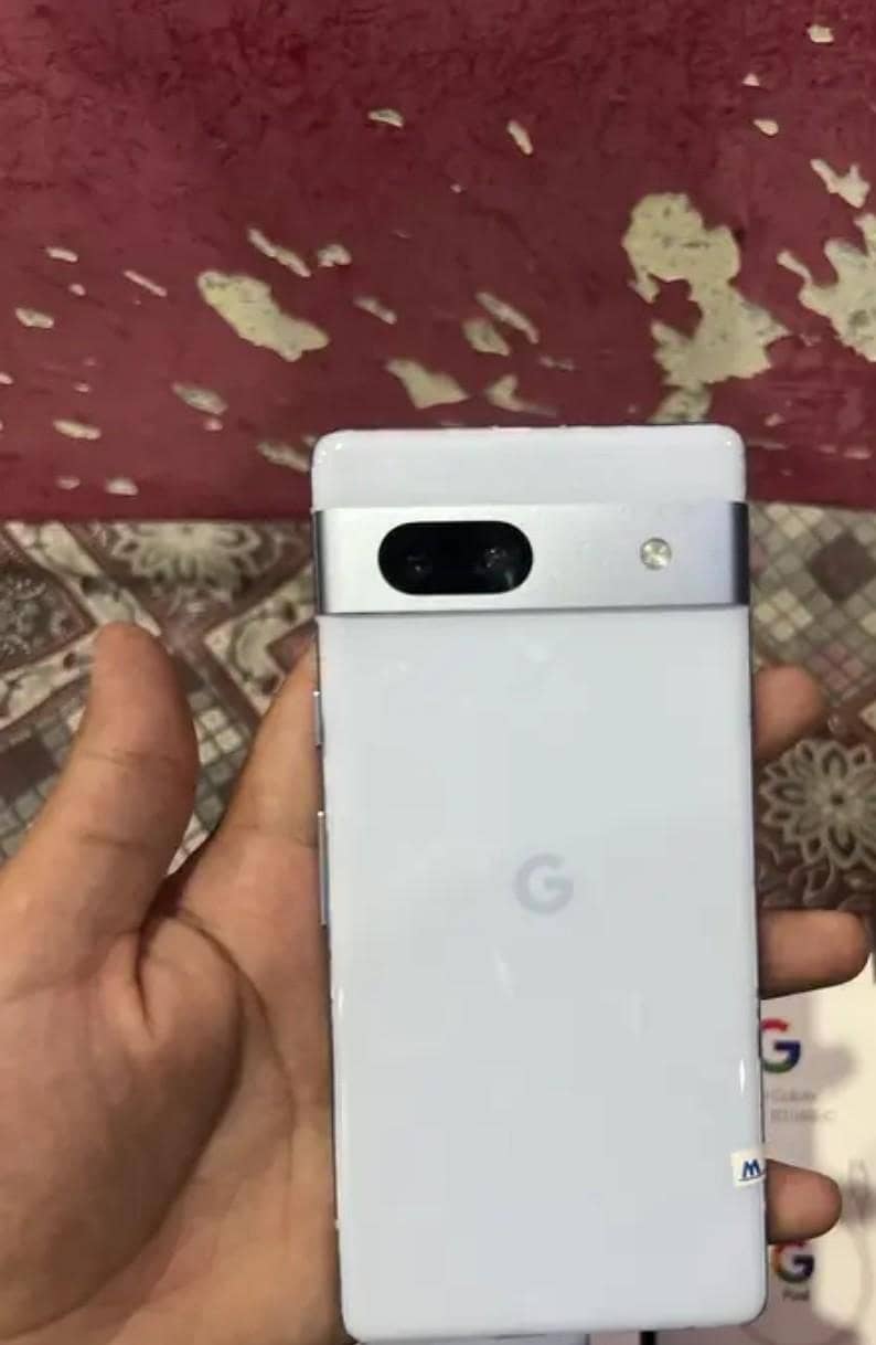 Google Pixel 7a 2