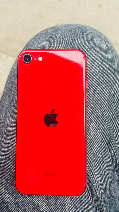 Apple iPhone SE