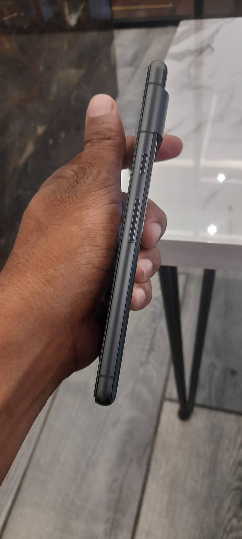 Google Pixel 7 4
