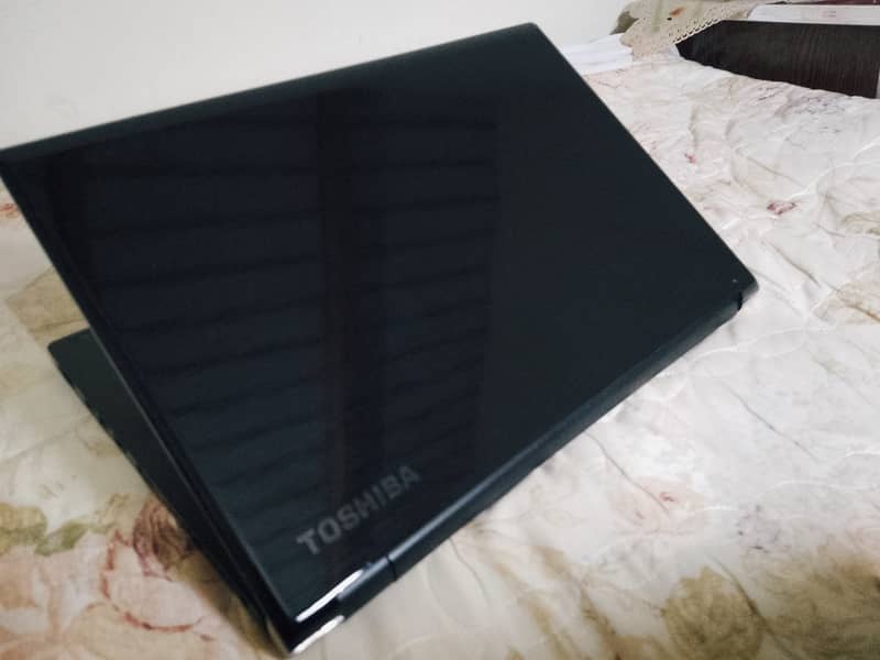Laptop 0