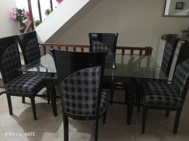 dinning table 0