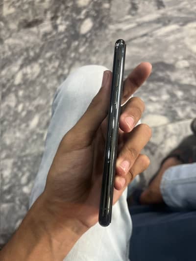 Apple iPhone 11 Pro